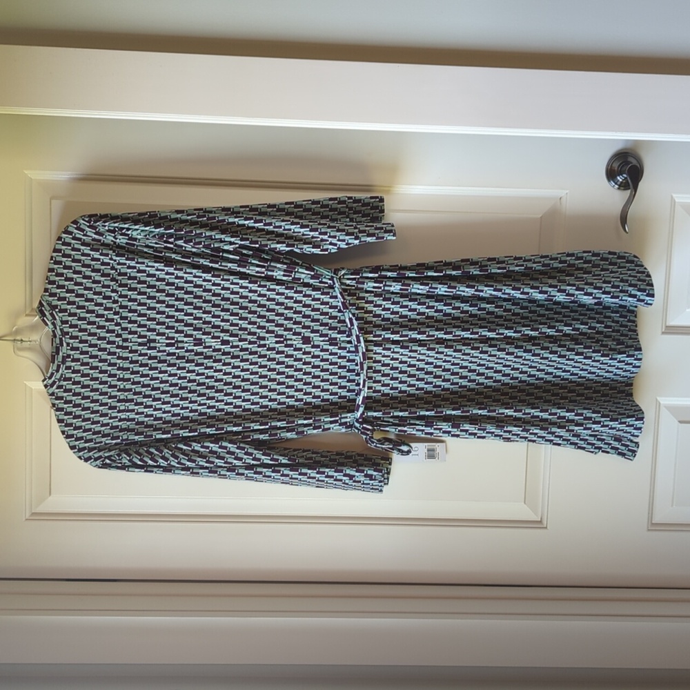 Donna Morgan Dress - Picture 7 of 8